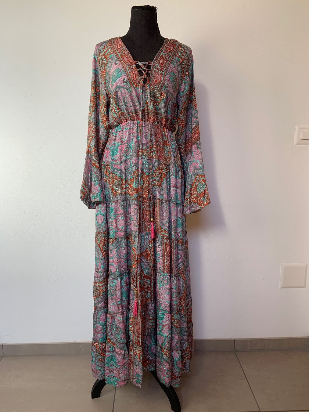 Vestiti: Boho Maxistufenkleid aus Seide – Nuovo (secondo la descrizione) da Sigriswil venduto da ck56 2
