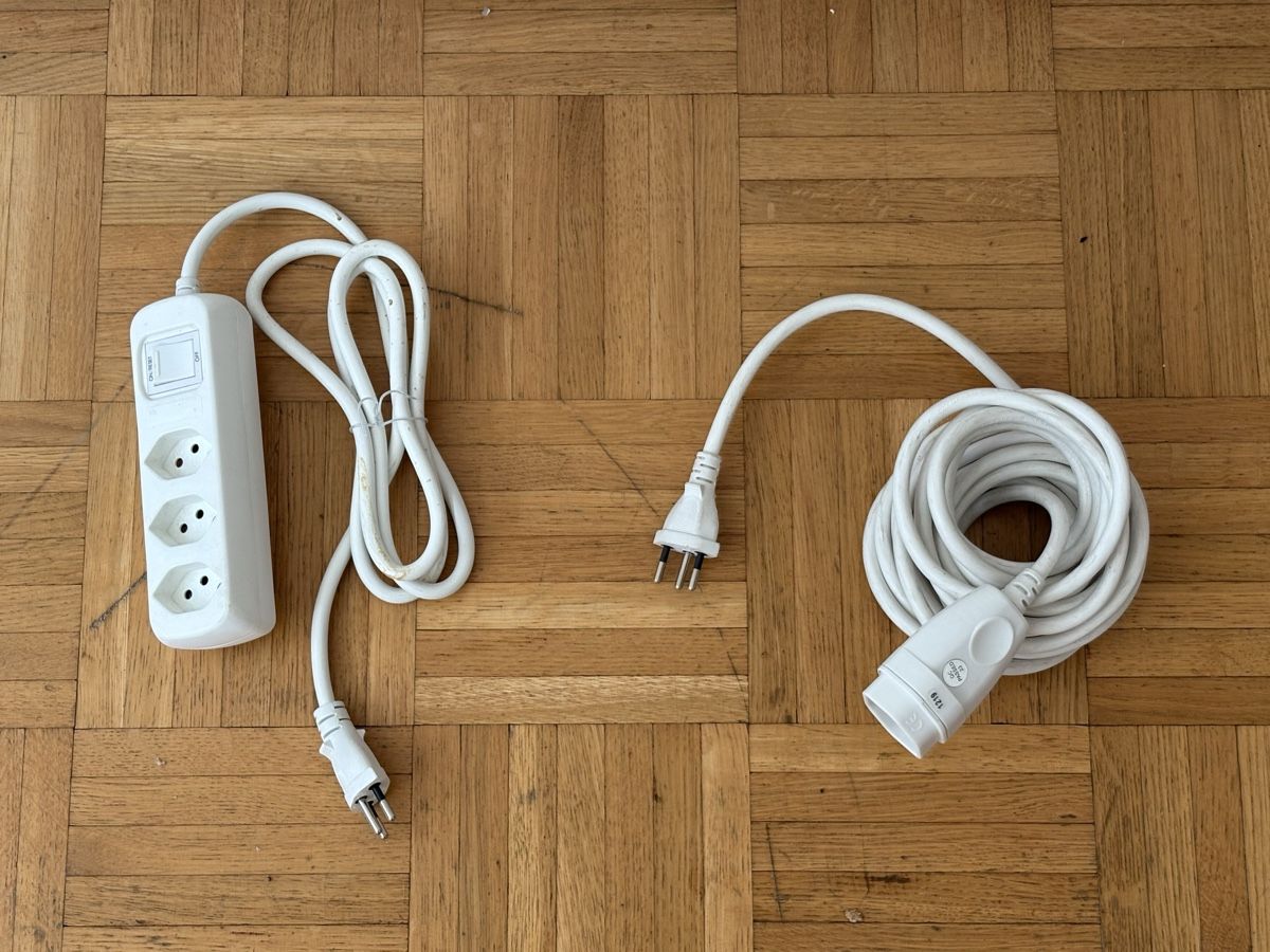 Cavi: Extra long extension cord – Nuovo (secondo la descrizione) da Genève venduto da ton_h779