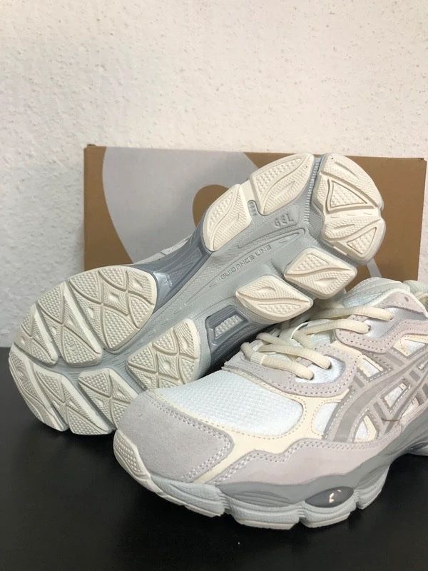 Asics Scarpe da uomo: Asics Gel Nyc – Nuovo e nell'imballaggio originale da Courrendlin venduto da Lw_Resell