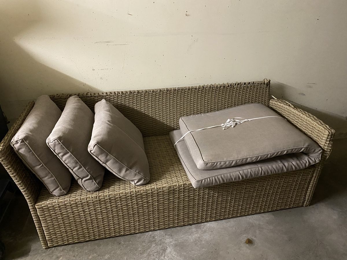 Sedie a sdraio: Langer Sessel mit Kissen plus 2 Hocker – Usato da Hochdorf venduto da Katja014 3