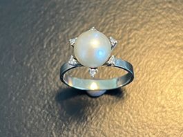Goldring 750 mit Brillanten und Perle