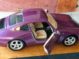 Porsche 911 Carrera 93', lila, von Burago Sonderedition 1/18