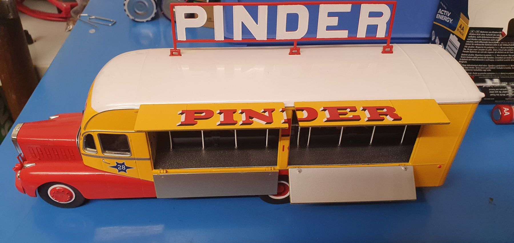 Modellbausätze & Standmodelle: Modell Lastwagen – Gebraucht aus Winterthur von Epi52