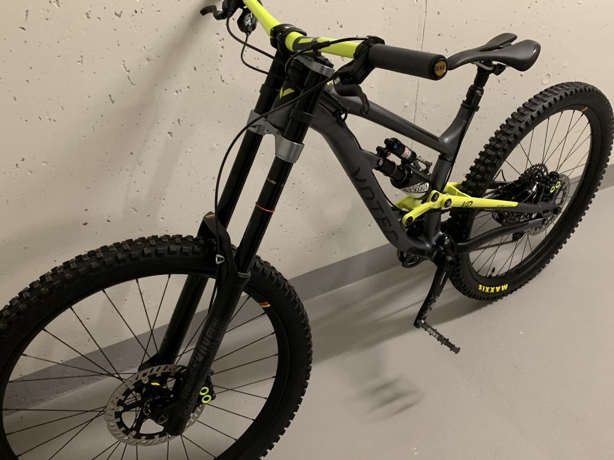 Velos: Downhill Bike – Neu (gemäss Beschreibung) aus Stäfa von Gz_752 2
