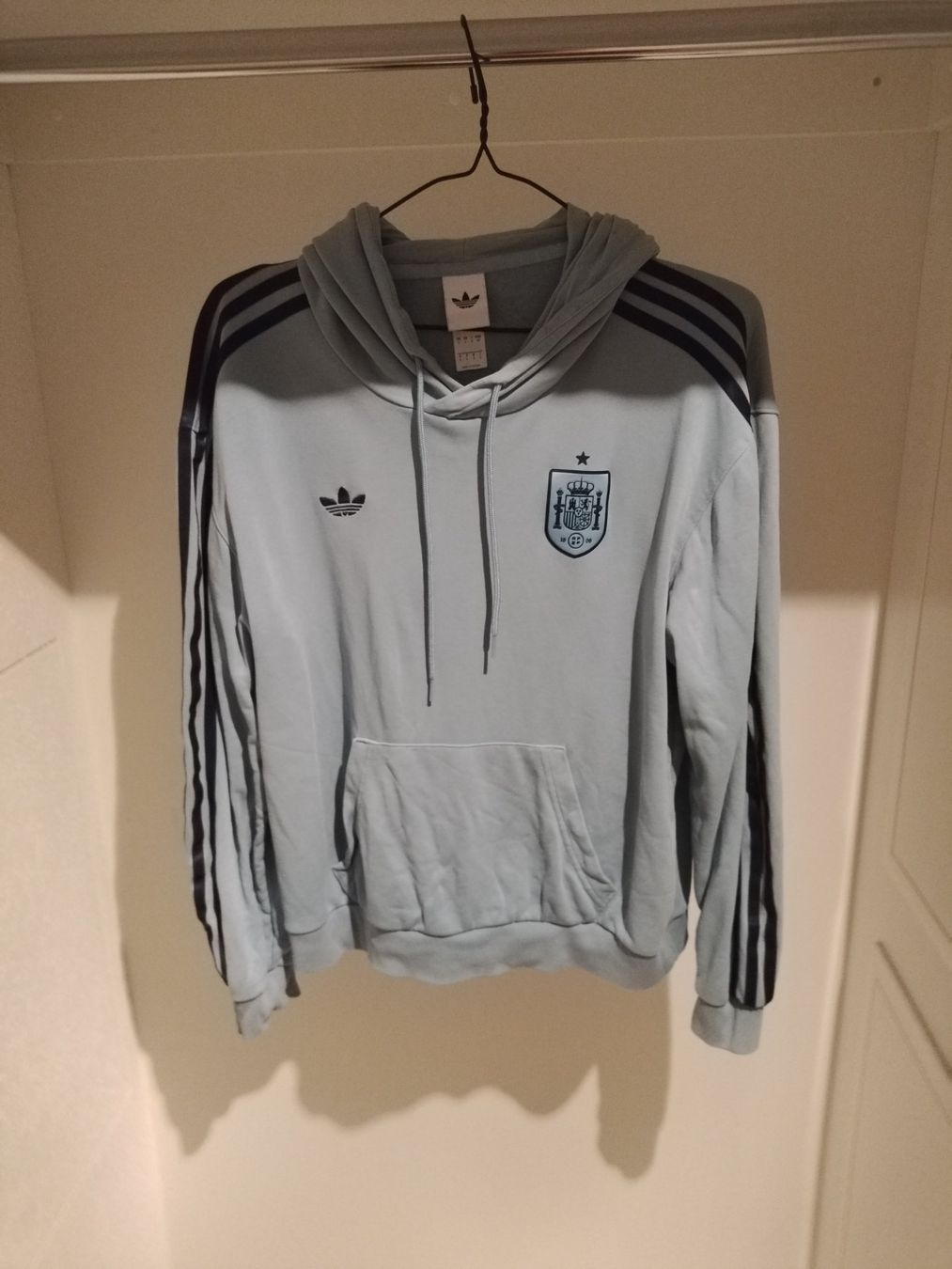 Adidas Pullover & Sweatshirts: Adidas Pullover Spanien – Neu (gemäss Beschreibung) aus Frauenfeld von Atrix720