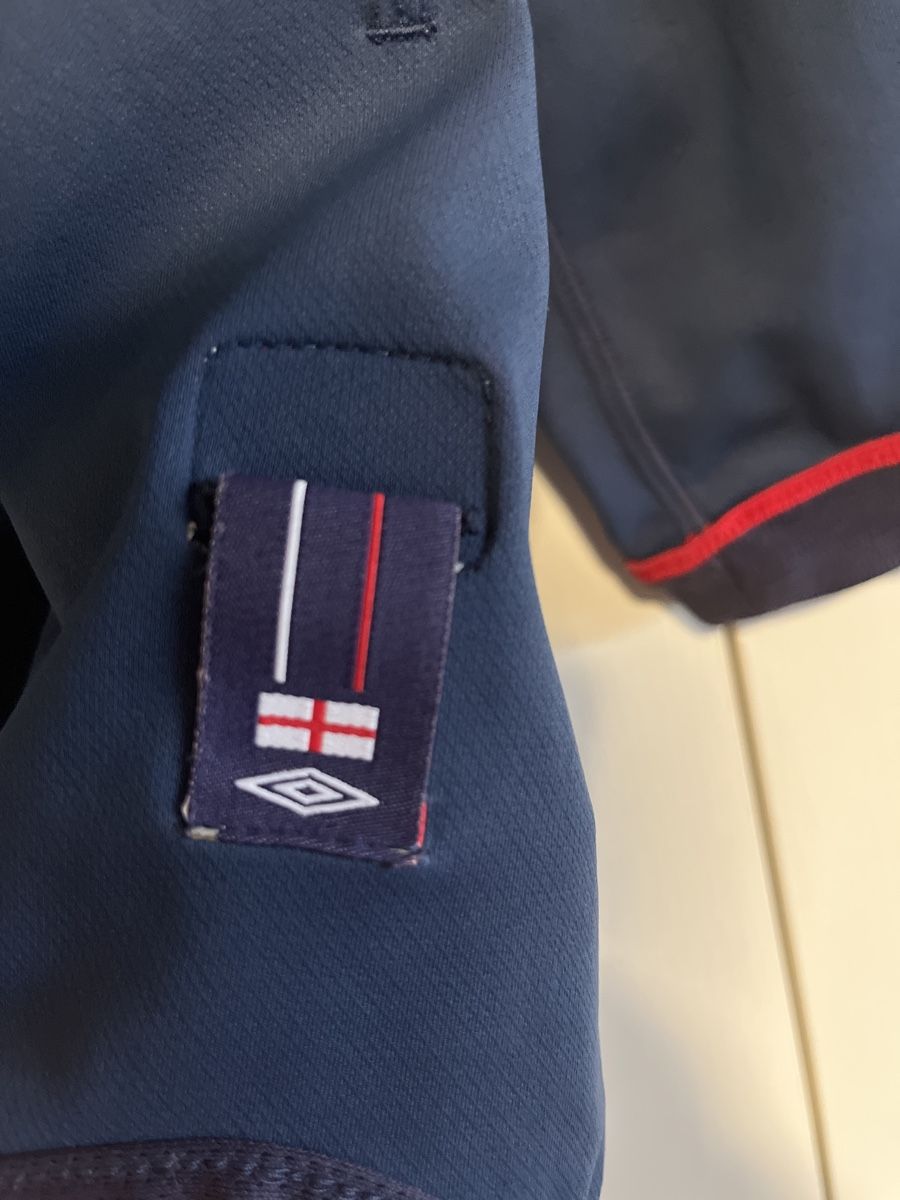 Umbro Canottiere & Pantaloni: England Trikot langarm 2seitig – Usato da Vogelsang AG venduto da mae_lbs5 5