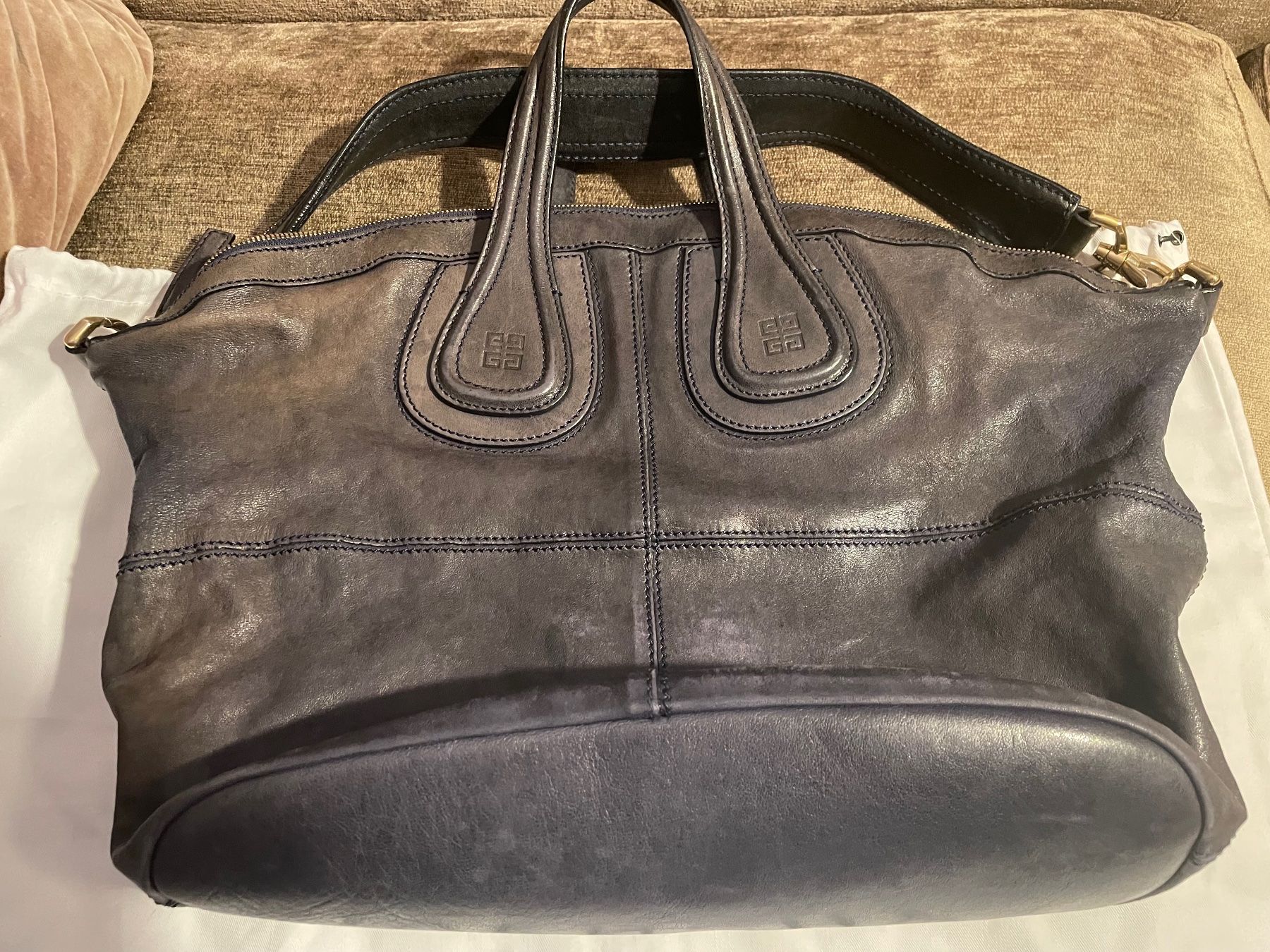 Givenchy Borse da donna: Givenchy Nightingale Medium Navy (Used Look) – Usato da Bern venduto da Rigoler 1