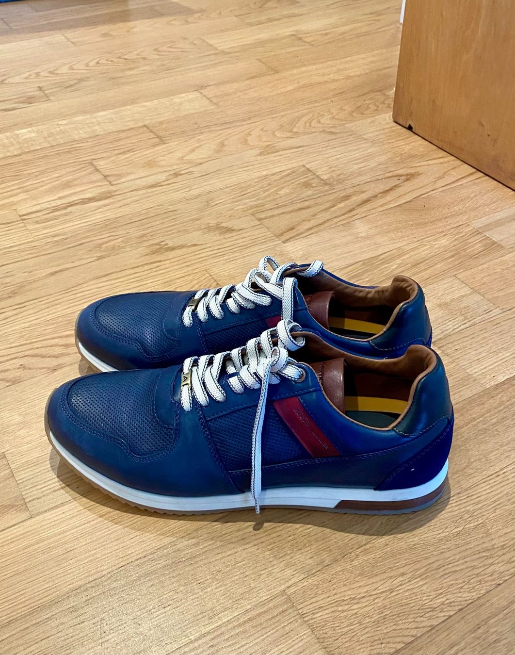 Herrenschuhe: Schuhe Ambitious Slow Blau Gr 43 NEU – Neu und originalverpackt aus Zürich von huus.of.mari