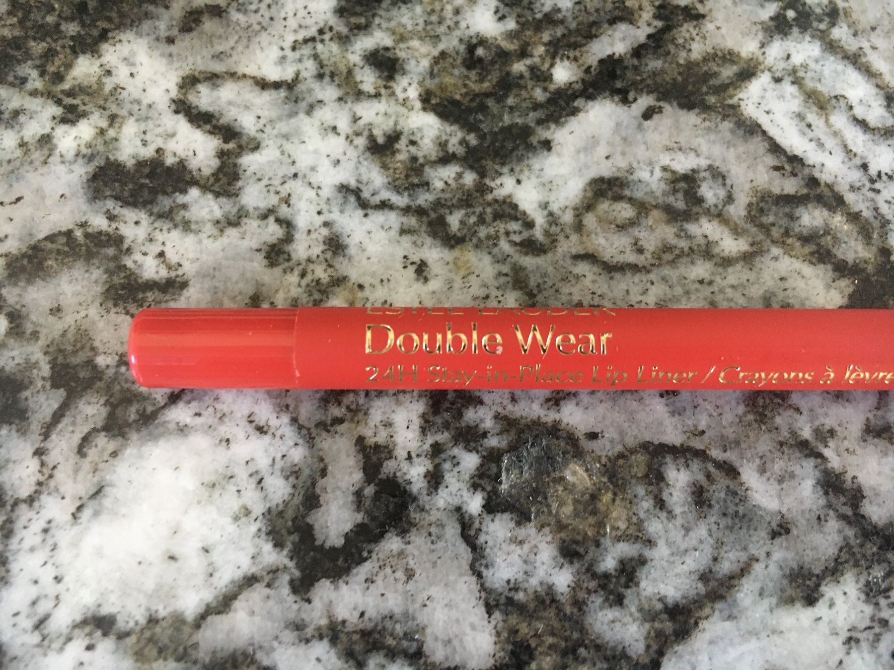 Estée Lauder Make-up: Esteé Lauder Lipliner Double Wear 24H neu/ungebraucht/18 Red – Neu (gemäss Beschreibung) aus Dällikon von dahi1 1