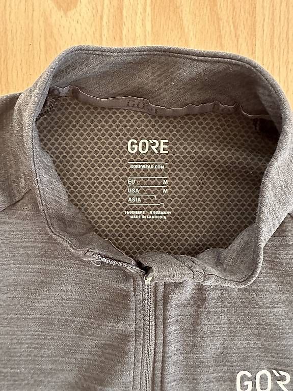 Canottiere & Pantaloni: Gore Wear Trikot Gr. M – Usato da Luzern venduto da Stefr 1