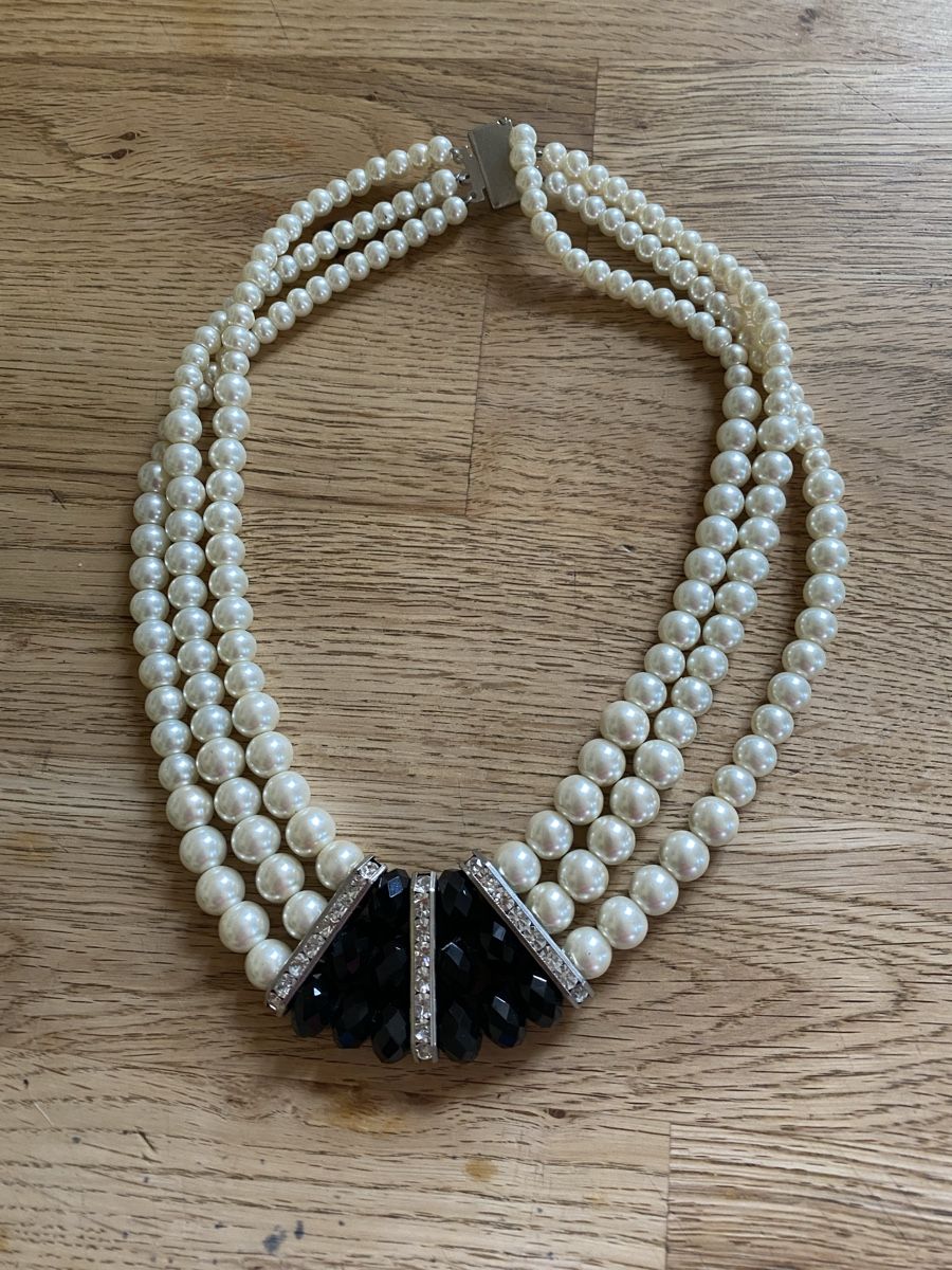 Ketten: Perlenkette Modeschmuck – Gebraucht aus Flawil von Naphtali