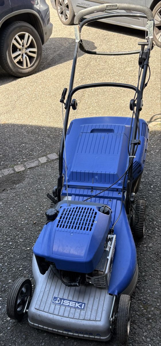 Iseki Tagliaerba: Iseki Rasenmäher SR 5048 A Benzinmäher – Usato da Adlikon b. Regensdorf venduto da Teo19 1