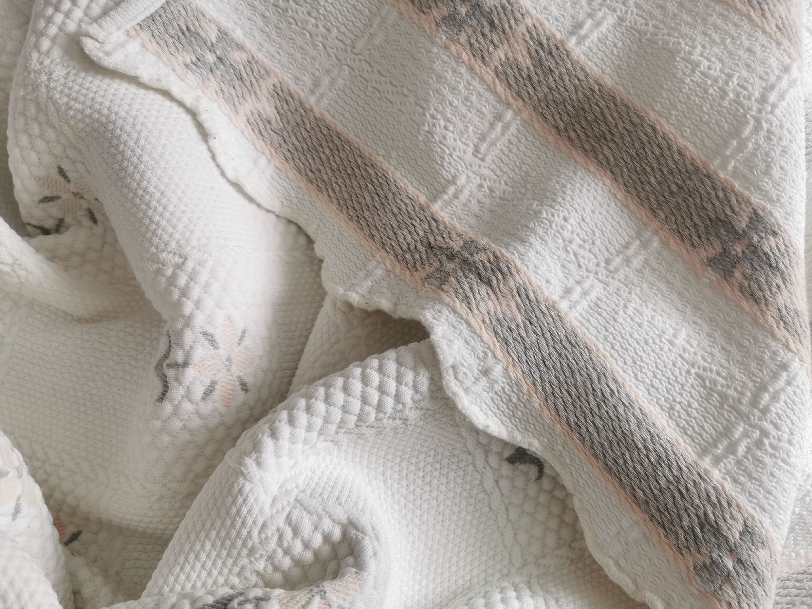 Couvertures: Tagesdecke 200cm x230cm – D'occasion à Glattbrugg par riseca 7