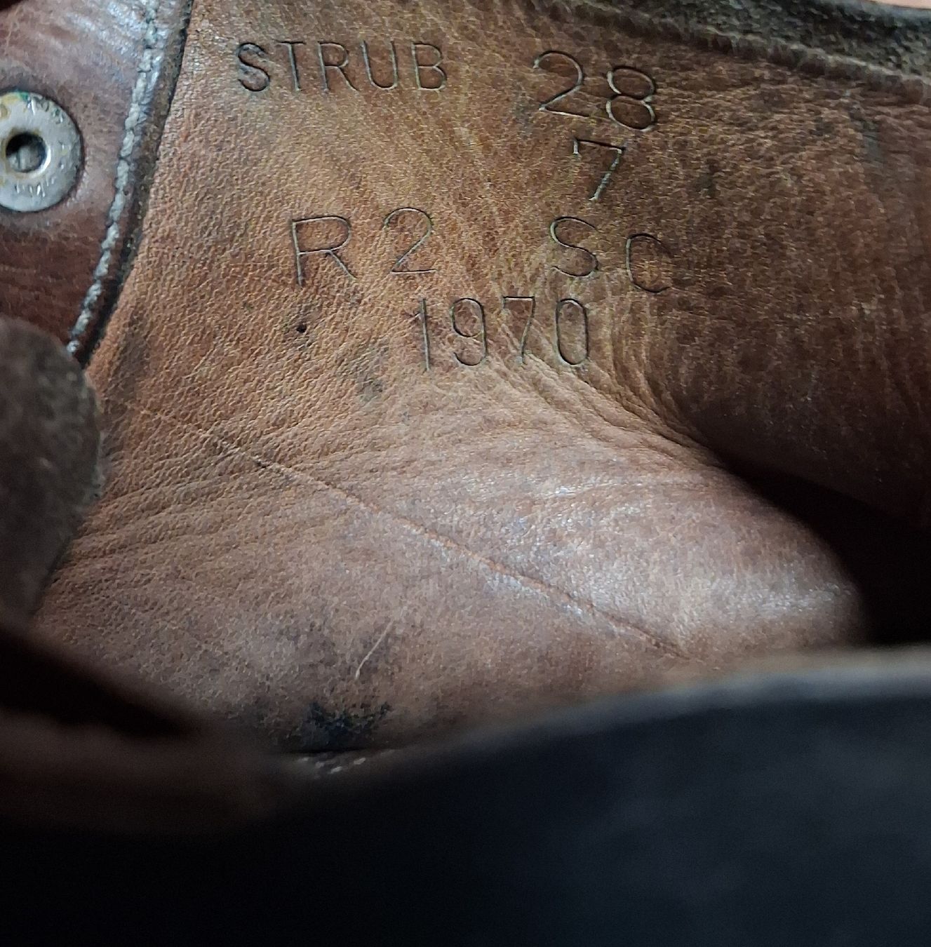 Schweizer Armee Scarpe da uomo: Militärschuhe Strub – Usato da Stein AR venduto da Spitzhaubenhuhn44 1
