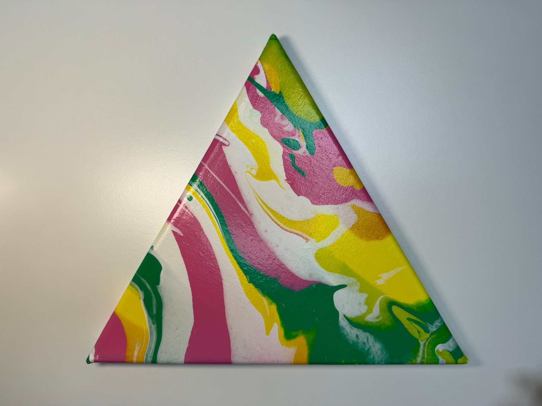 Dipinti: Acryl-Flüssigmalerei, Dreieck – Usato da Schlieren venduto da MayaSheng1983