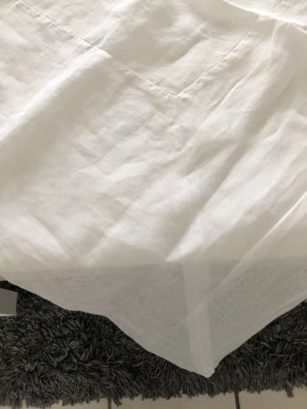 Weisses Tischtuch, ideal für den Sommer!