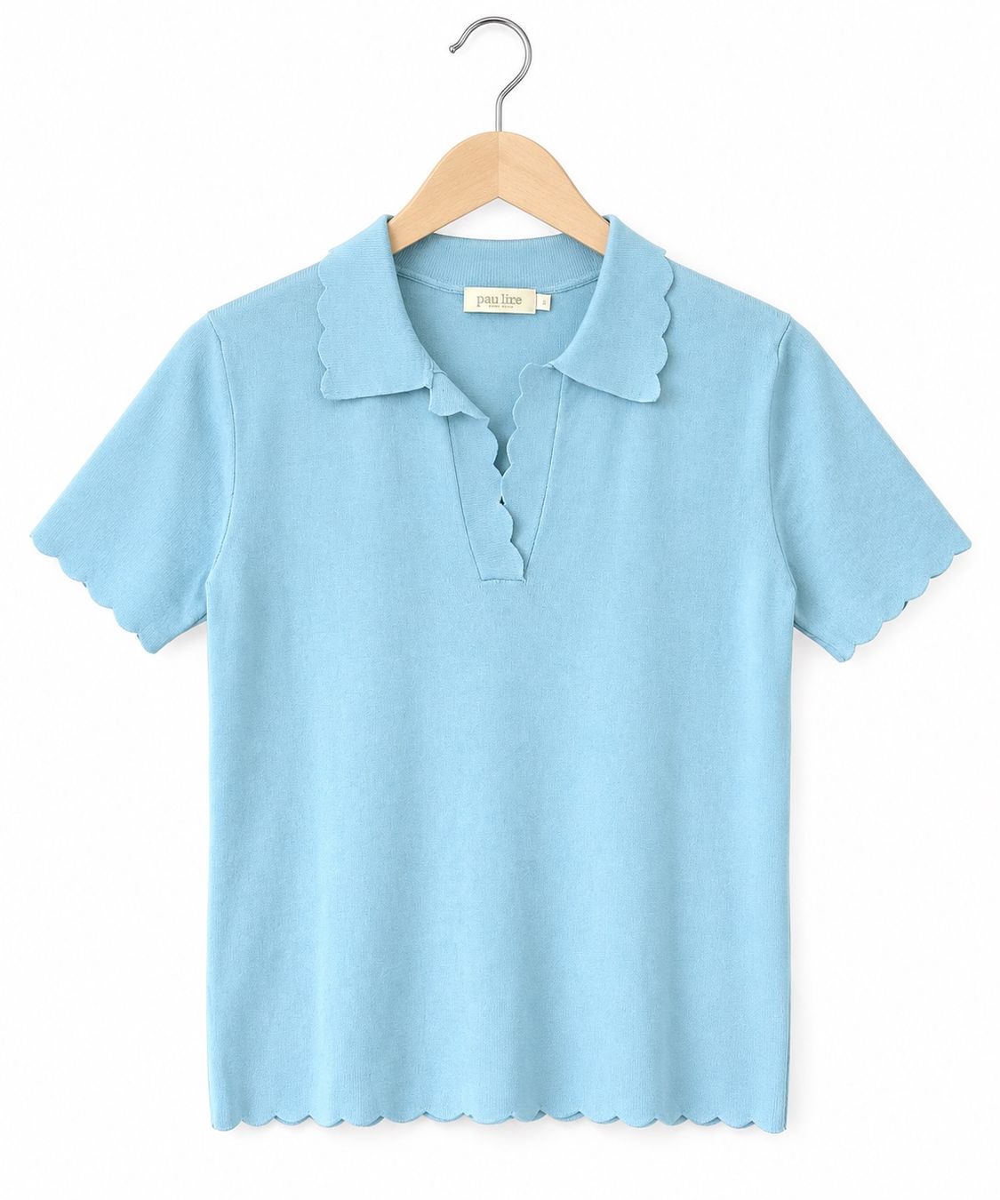 T-shirts: Hellblaues Strickshirt mit Wellenkanten – D'occasion à Zug par ale_8khf