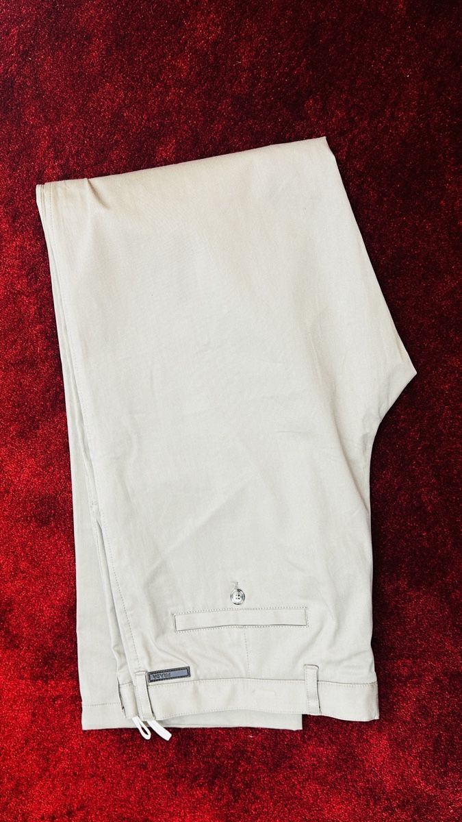 Prada Pantaloni: Prada Herren Hose – Nuovo e nell'imballaggio originale da Lachen SZ venduto da HelvetiaLuxury 6