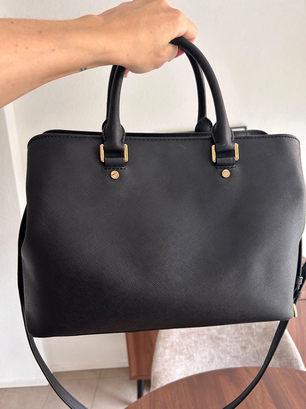 Michael Kors Borse da donna: sac Michael Kors – Usato da Chézard-St-Martin venduto da loa_hwc9 1