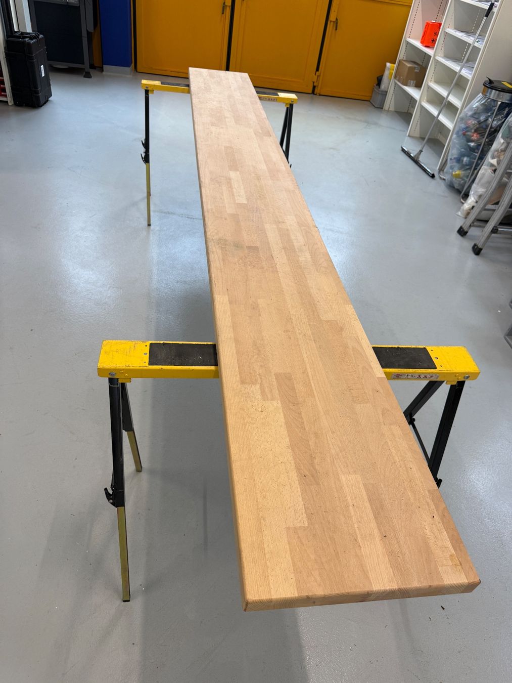 Articoli in legno: Holzplatten keilgezinkt – Usato da Adligenswil venduto da Minz1980