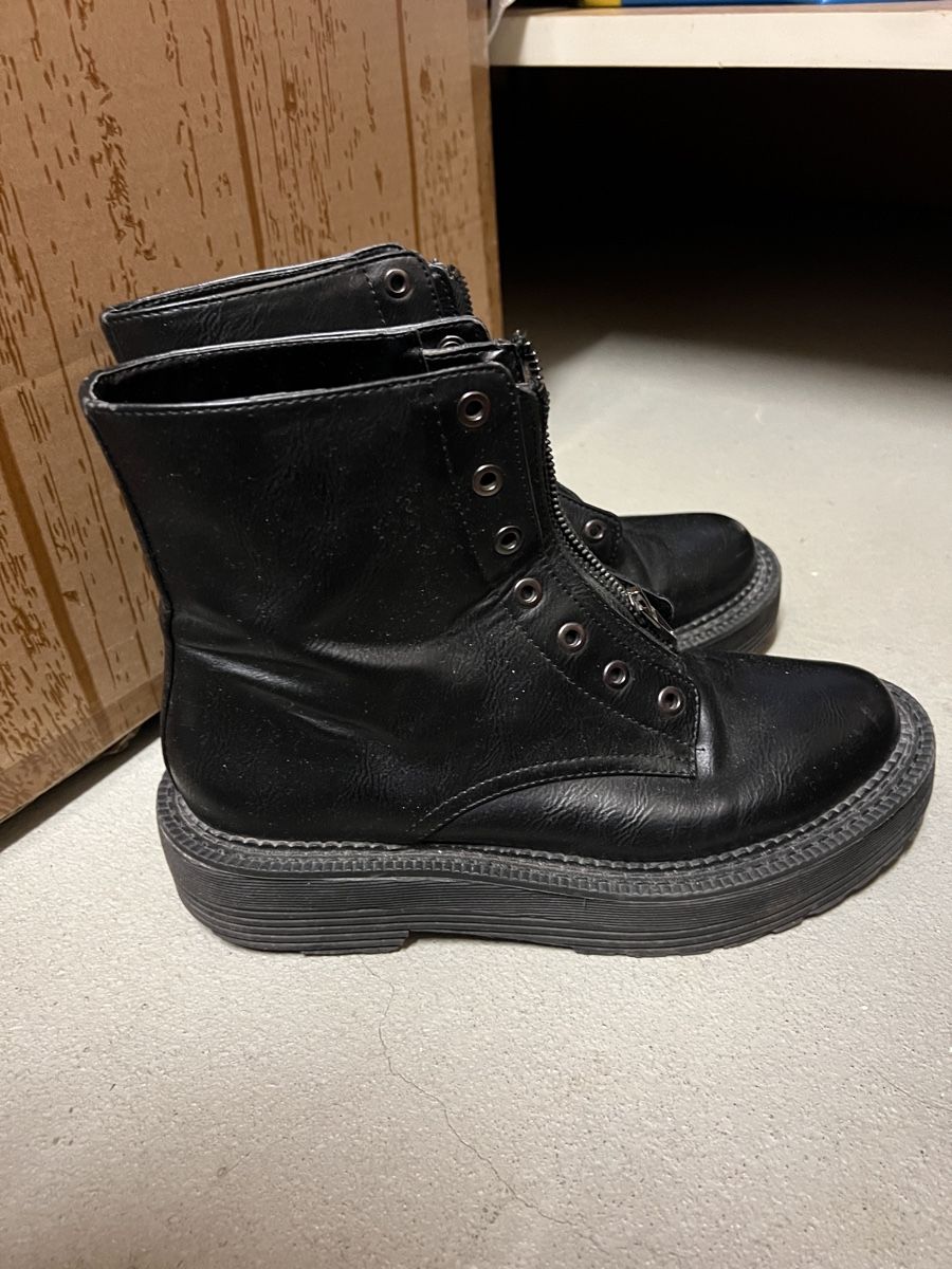 Bershka Scarpe da donna: Leder Stiefel 40 – Usato da Zürich venduto da Ac294