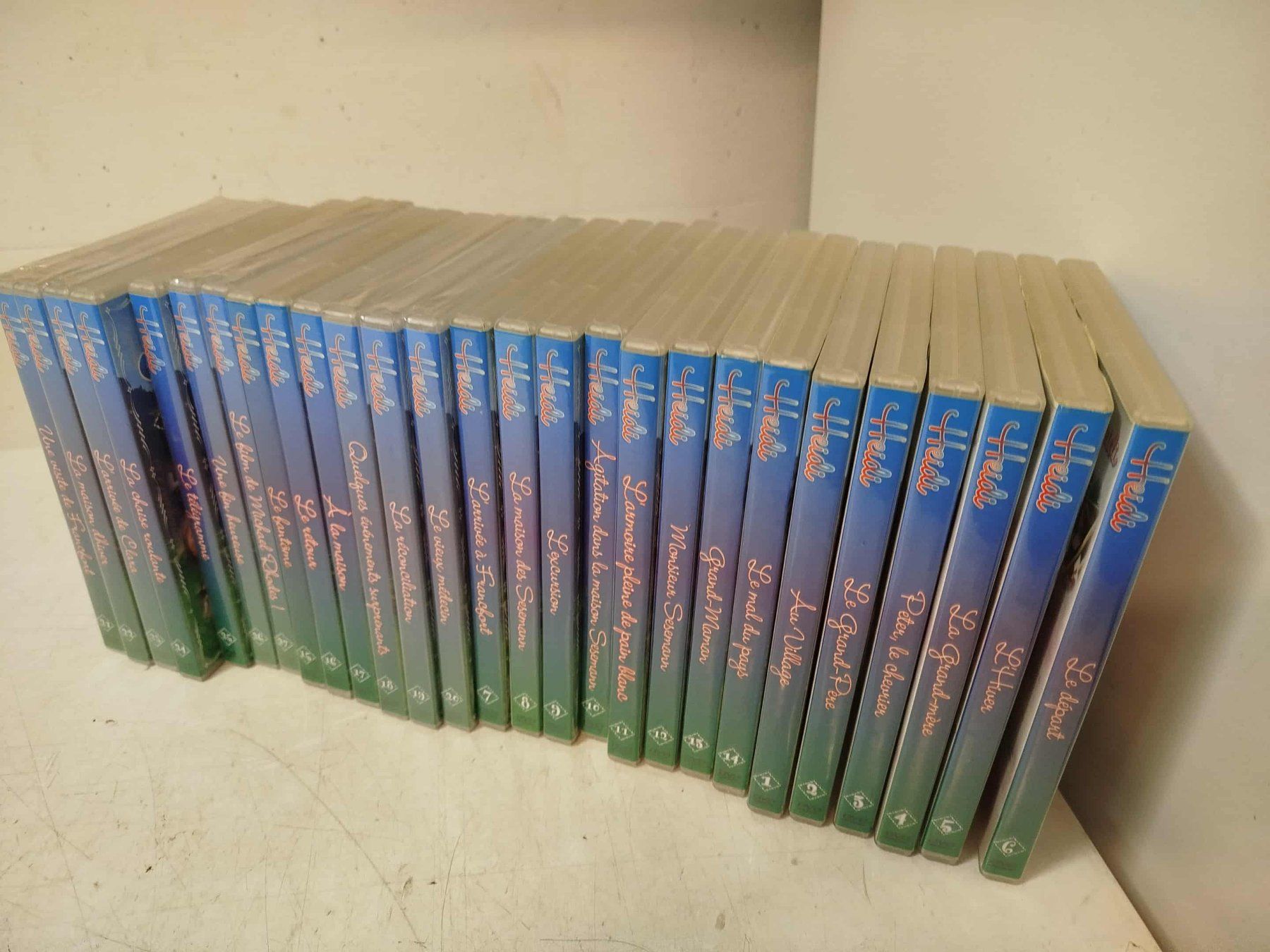 Tutti i DVDs: Dvd  Heidi – Usato da La Chaux-de-Fonds venduto da Emmaus2300CDF 1