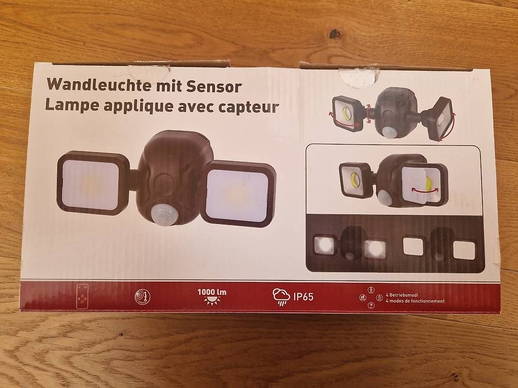 Lampade: Fast neue Wandlampe mit Sensor – Usato da Surrein venduto da deb_sjh6