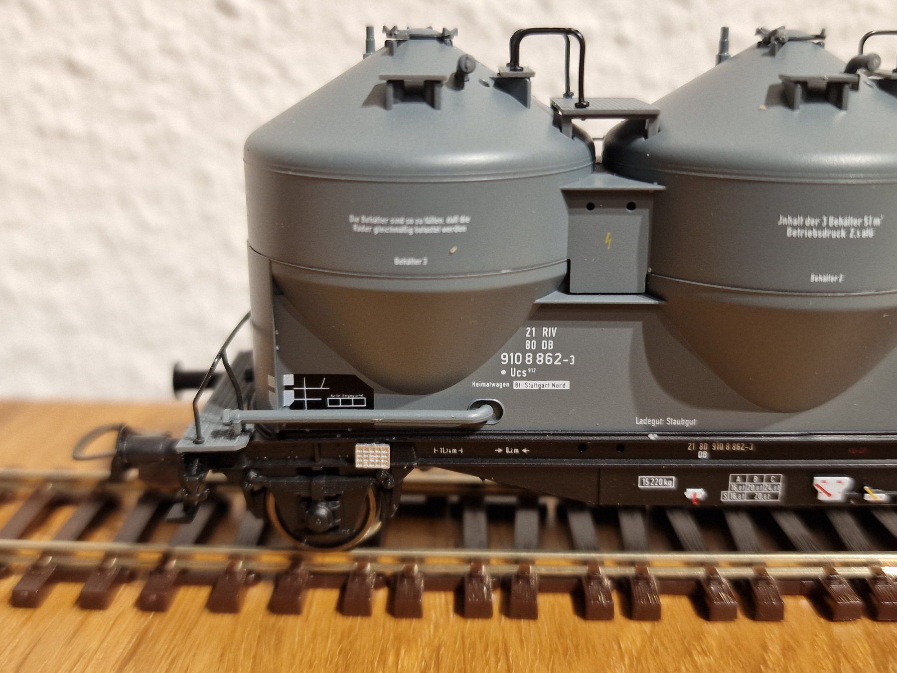 Piko Modelleisenbahnen: DB Staubbehälterwagen H0 – Neu (gemäss Beschreibung) aus Matten b. Interlaken von lor_hr9w 3