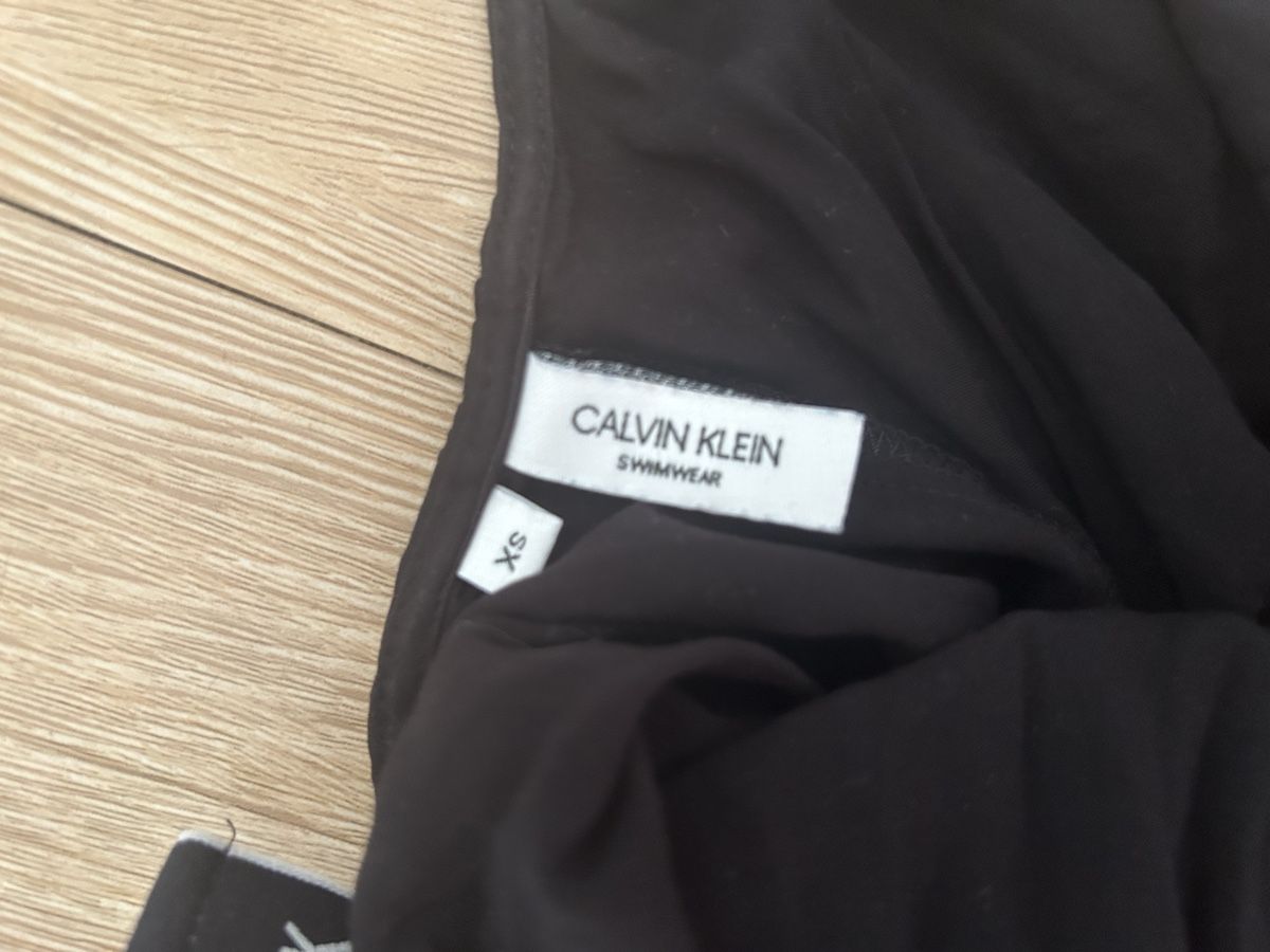 Calvin Klein Vestiti: Schwarzes Calvin Klein Kleid XS – Usato da Uzwil venduto da gab_2kx8 3