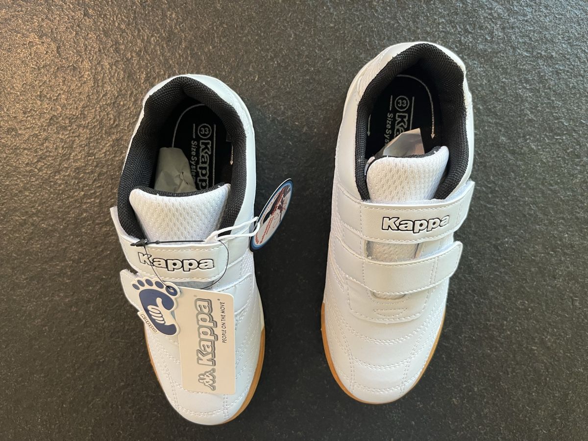 Kappa Scarpe per ragazzi: Kappa Hallenschuhe Gr. 33 NEU – Nuovo (secondo la descrizione) da Brail venduto da Sonnenblume86GR 1