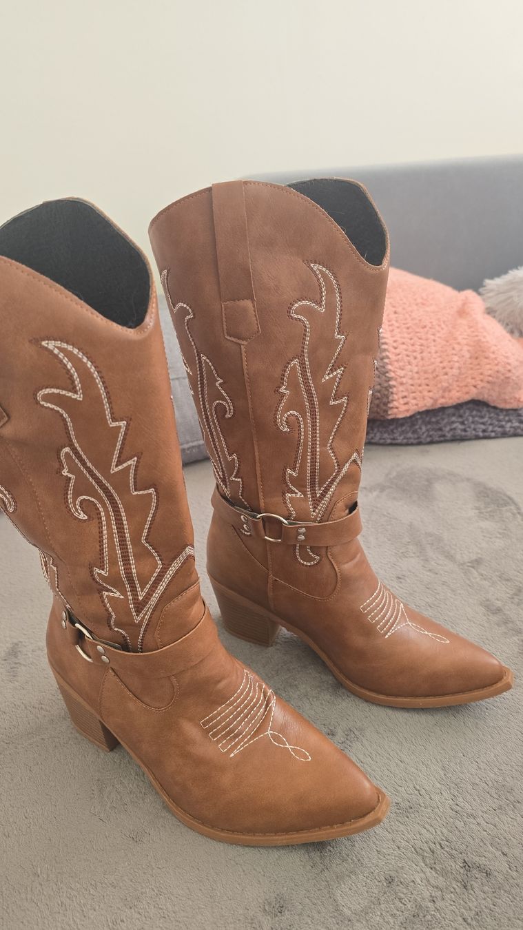 Scarpe da donna: braune Cowboy-Stiefel Grösse 40 – Usato da Muttenz venduto da kar_rp9p 1