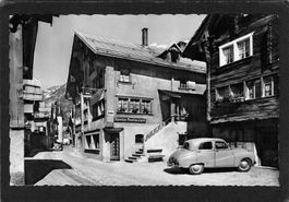 Andermatt UR , Gasthof zum Schwarzen Bären , Oldtimer