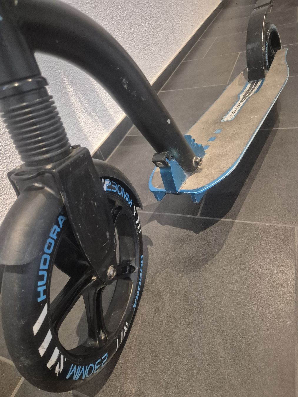 Hudora Kickboard: hudora Roller-Kicki-Trottinett – Usato da Vilters venduto da tin1tho 2