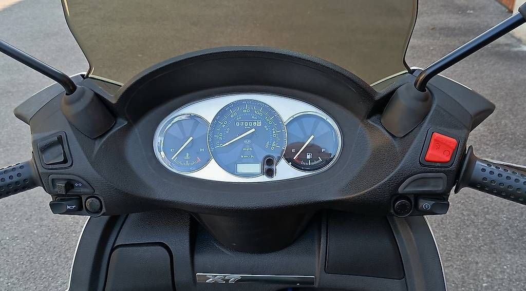 Scooter: Piaggio X7 250ccm, mit nur 7000Km – Usato da Basel venduto da laverda75 4