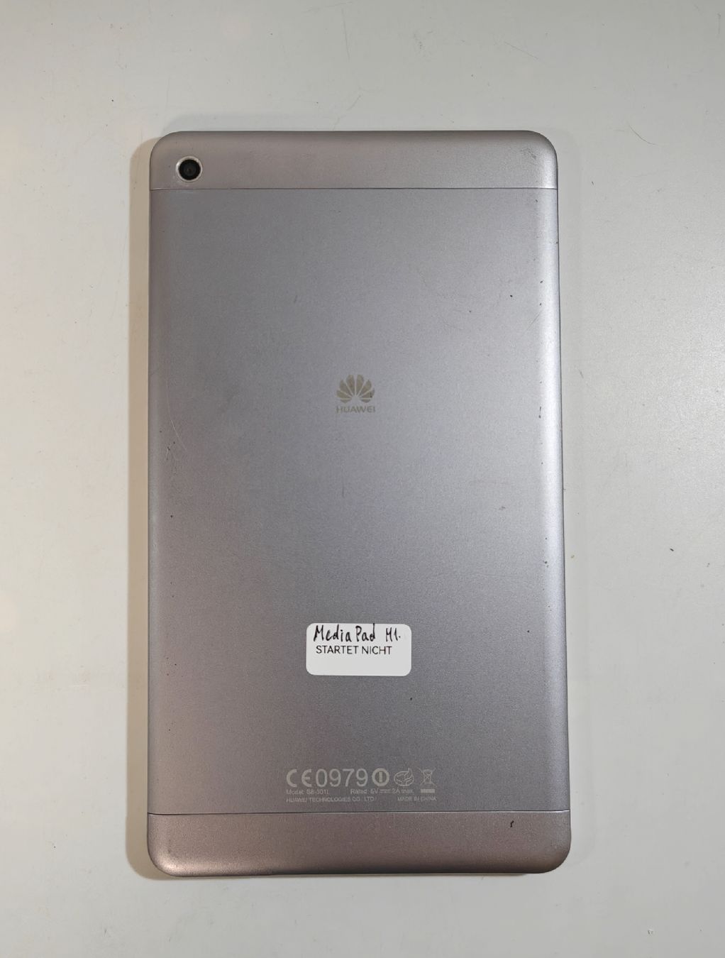 Huawei Tablettes PC: Huawei MediaPad M1 – Défectueux à Ehrendingen par Rocky985 1