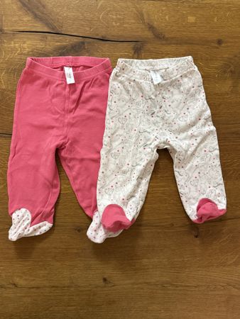 2er-Set Baby Hosen mit Füssen – Grösse 68
