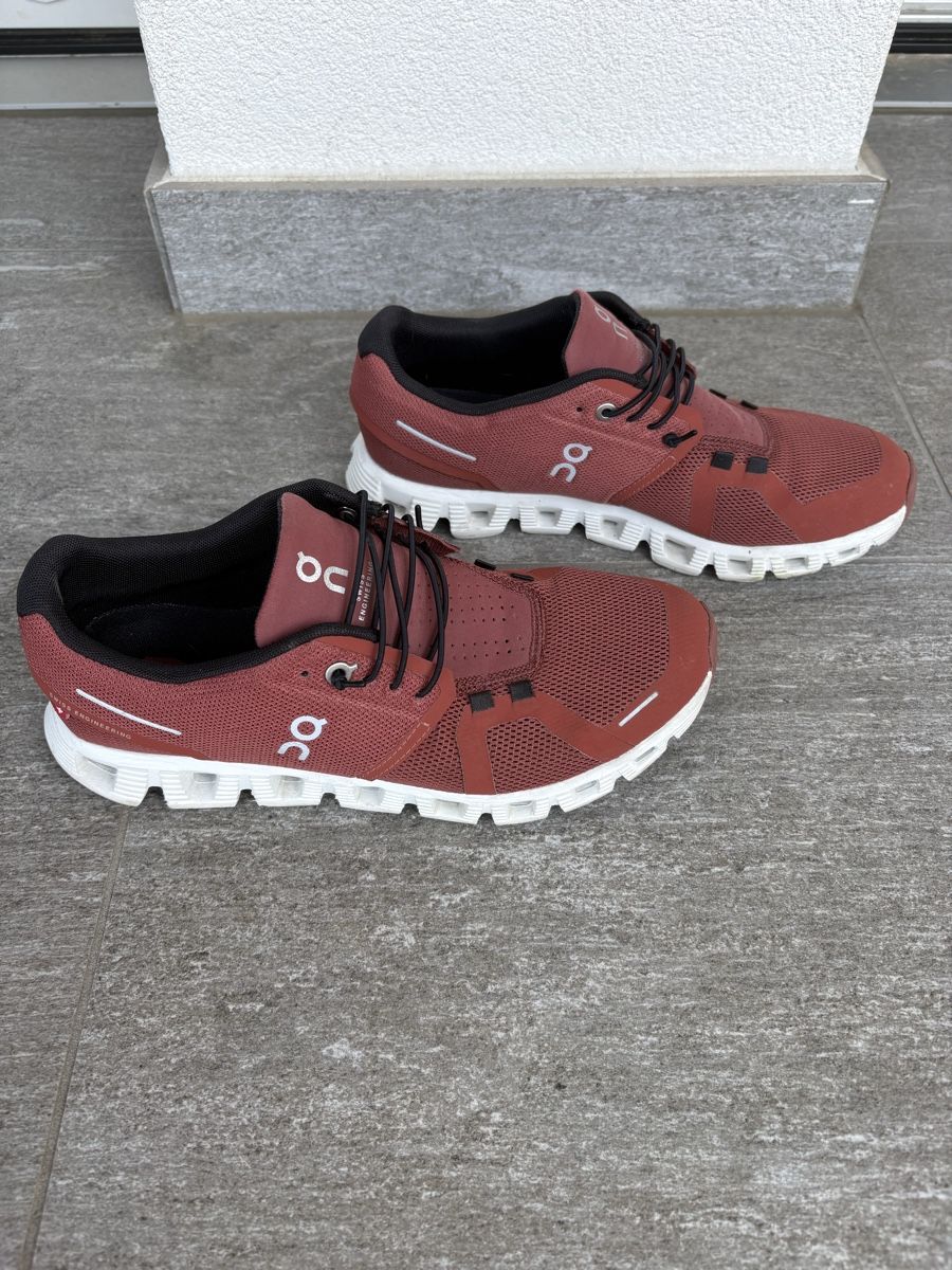 On Damenschuhe: On cloud tg 40 – Gebraucht aus Giubiasco von cel_qlw7 2