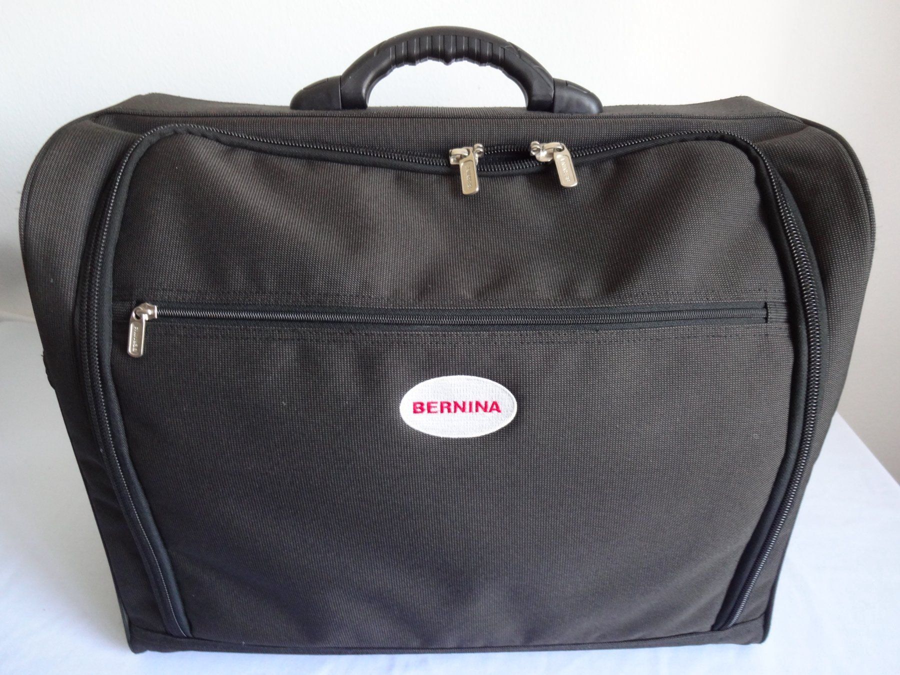 Bernina Valigie: Bernina Tasche / Koffer – Usato da Frauenfeld venduto da Jahy