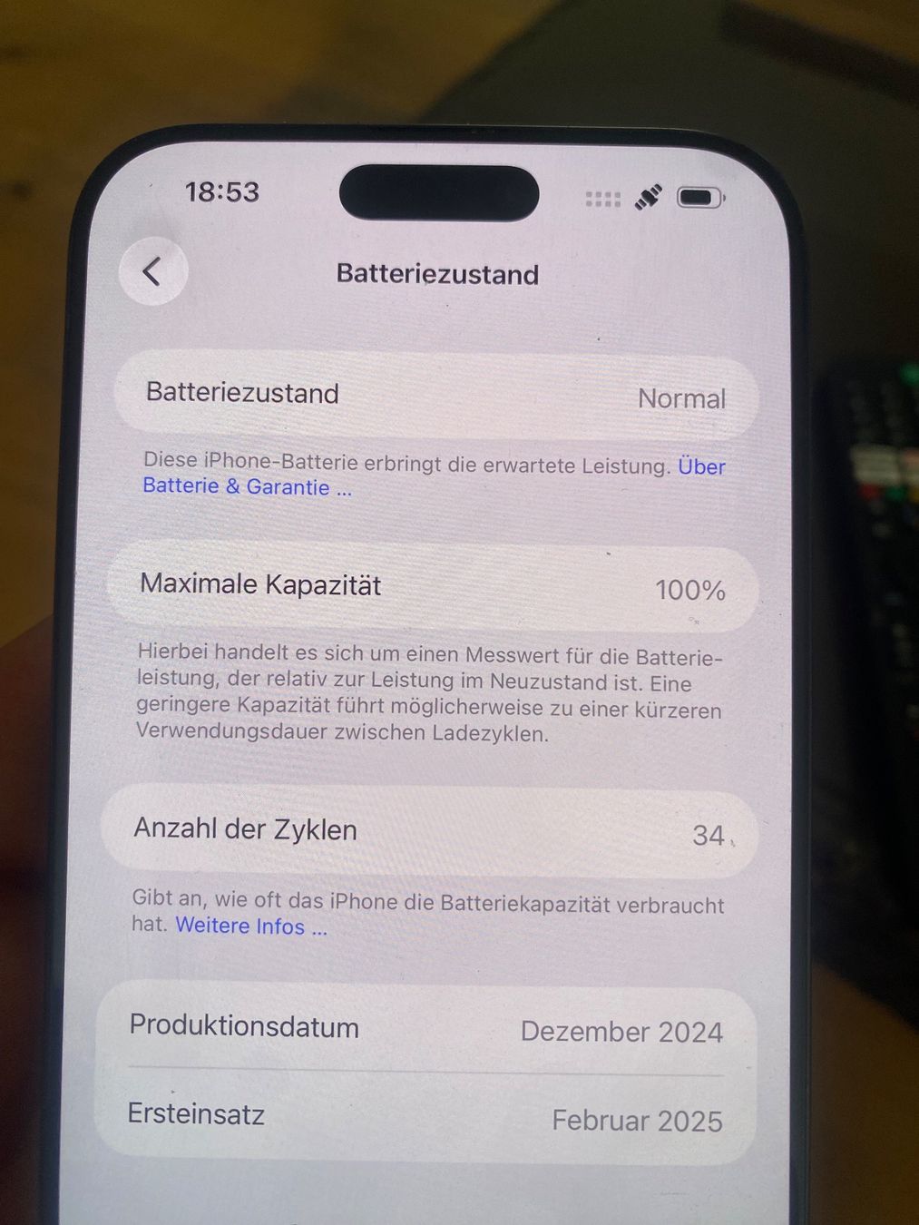 Apple Handys / Smartphones: Apple iPhone 16 Pro Max/ Batterie 100% – Gebraucht aus Zürich von dom_g5nv 3
