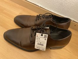 Elegante Zara Herren Schuhe, Grösse 42, Neu mit Etikett