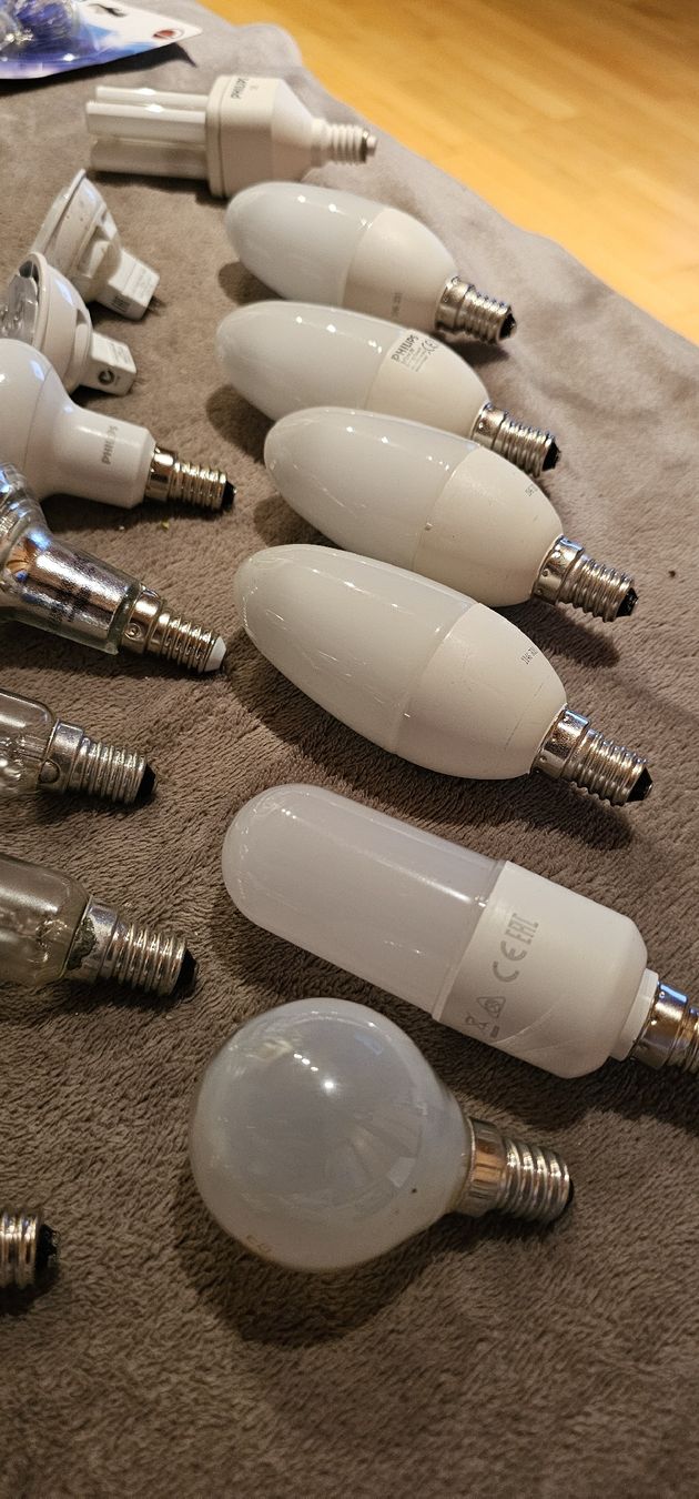 Lampade: Diverse glühbirnen kollektion neu +gebrauchte – Usato da Ferden venduto da jemyce 7