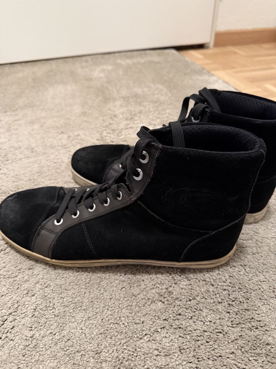 SIDI Scarpe da uomo: Sidi Motorrad Schuhe Grösse 45 – Usato da St. Gallen venduto da Youneverwalkalone 1