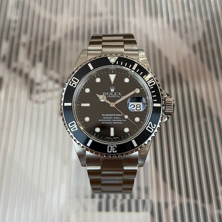 Orologi: Rolex Submariner Date 16610 – Usato da Genève venduto da minty.watches