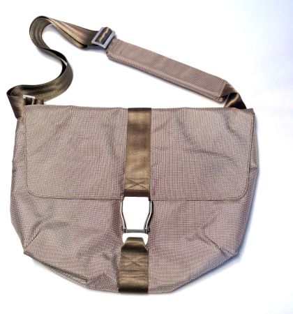 Reisenthel Corss Body Bag mit Airline Gurtverschluss