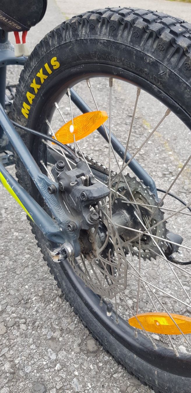 Specialized Velos: Kindervelo Mountainbike SPECIALIZED – Gebraucht aus Oberhofen Thun'see von  3