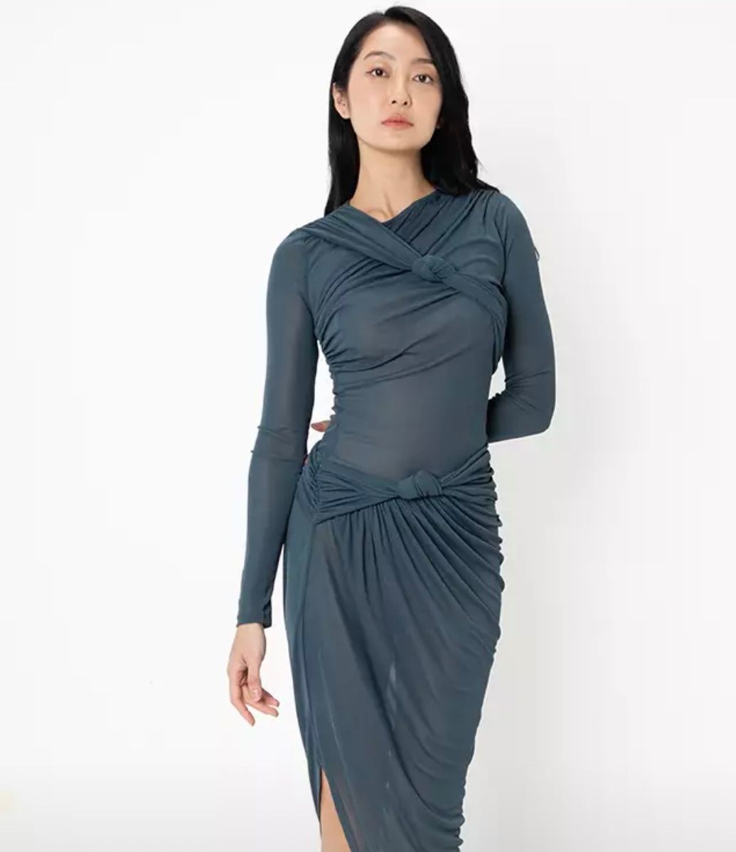 Zara Vestiti: Zara dress – Nuovo e nell'imballaggio originale da Opfikon venduto da ari_7yn2 7