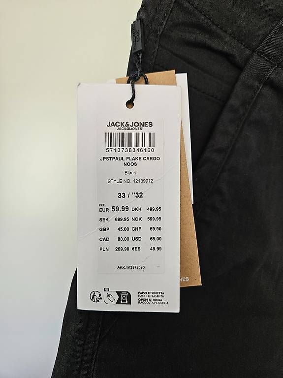 Pantaloni: Jack & Jones Cargo Pants / 33 32 / CHF 69.90 – Usato da Schliern b. Köniz venduto da sciurrrus 2