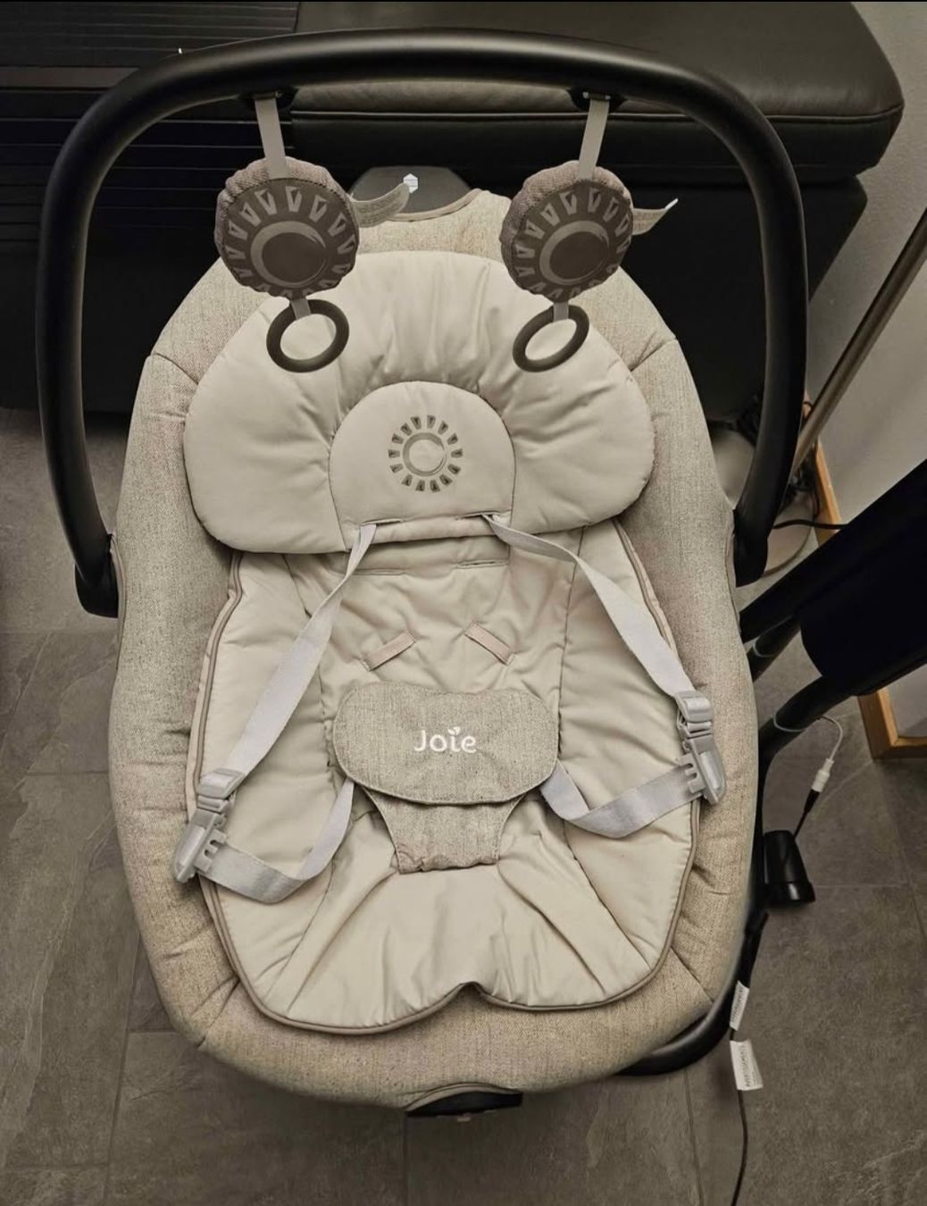 Joie Altre altalene da giardino: Babyschaukel Serina 2in1 Hazelnut – Usato da Zürich venduto da ska_qj7j