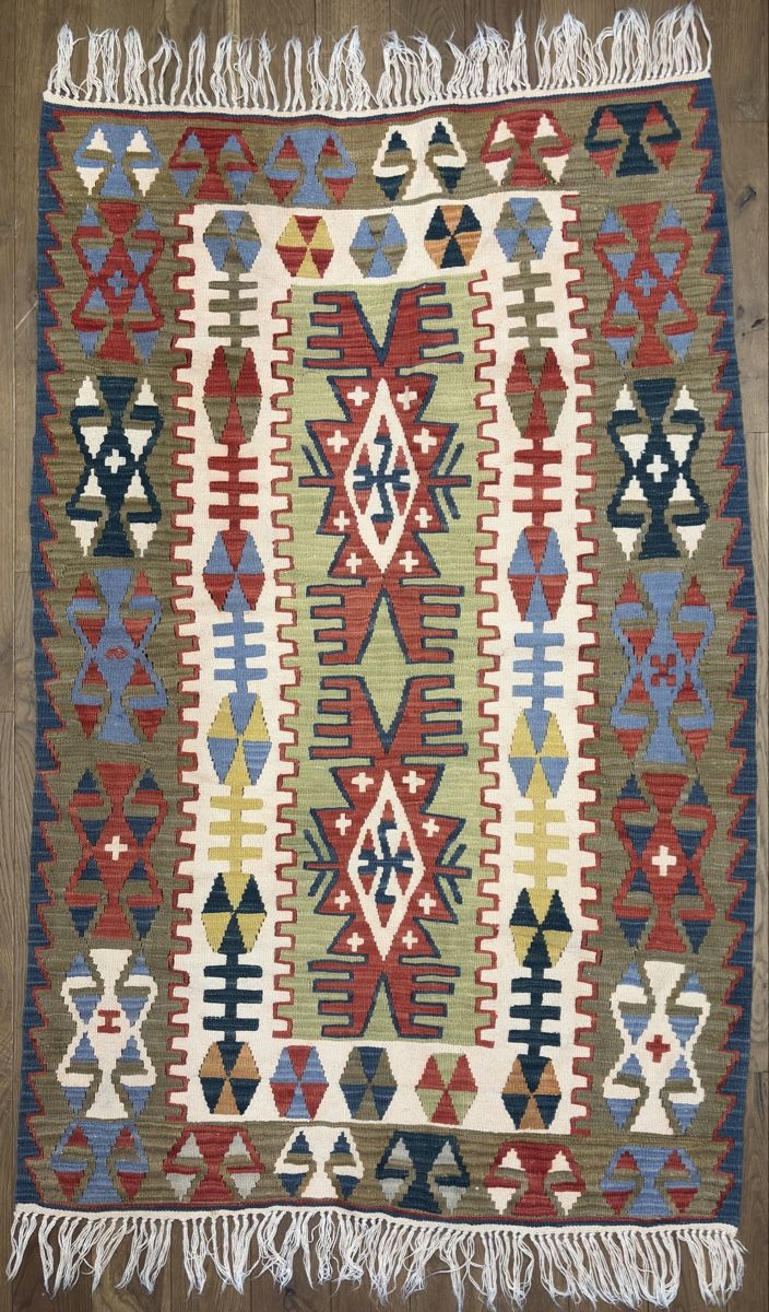 Kelim Tappeti: Wunderschöner bunter Kelim – Usato da Bennau venduto da Mayer_Carpets 3
