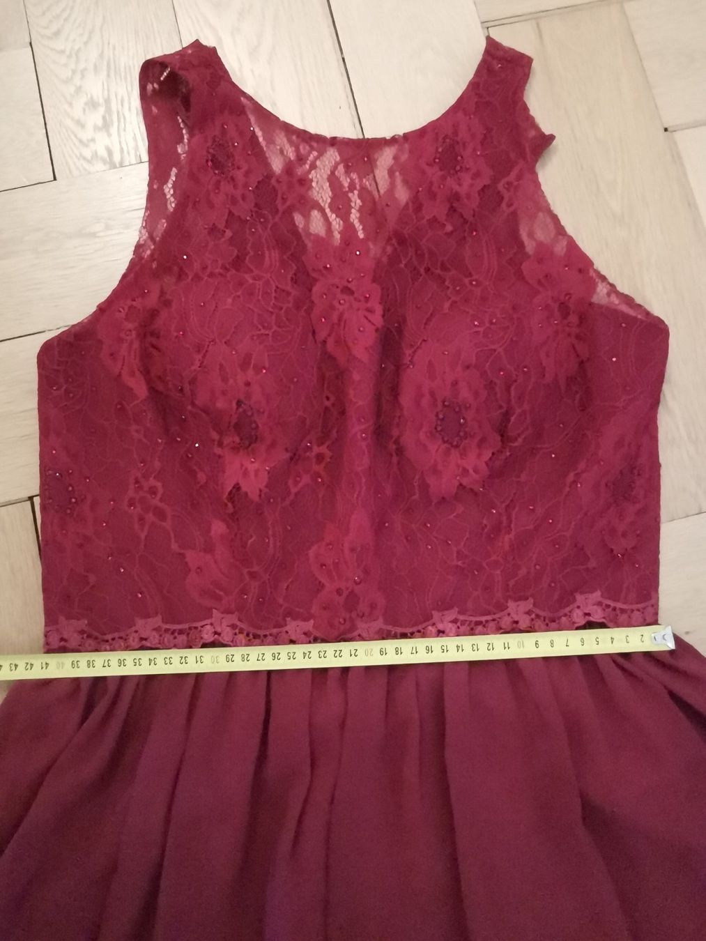 Vestiti: Abendkleid – Usato da Bern venduto da Linii 3
